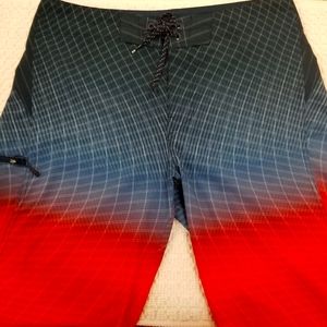 Billabong men' short, regular length